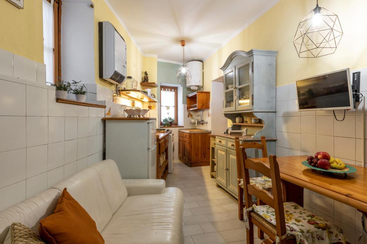 דירות Ramponio Rustico Terra Cielo - Renovated In 2023 מראה חיצוני תמונה